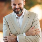 Kostka Rubika, łamigłówki, pisanie ręczne i odłożenie telefonu - nie rezygnuj z kreatywności a uratujesz swój mózg