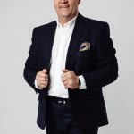 Wszyscy uciekamy od ciszy. Psychologiczny powód może cię przerazić