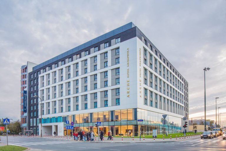 hotel-blisko-lotniska-wybor-czy-koniecznosc